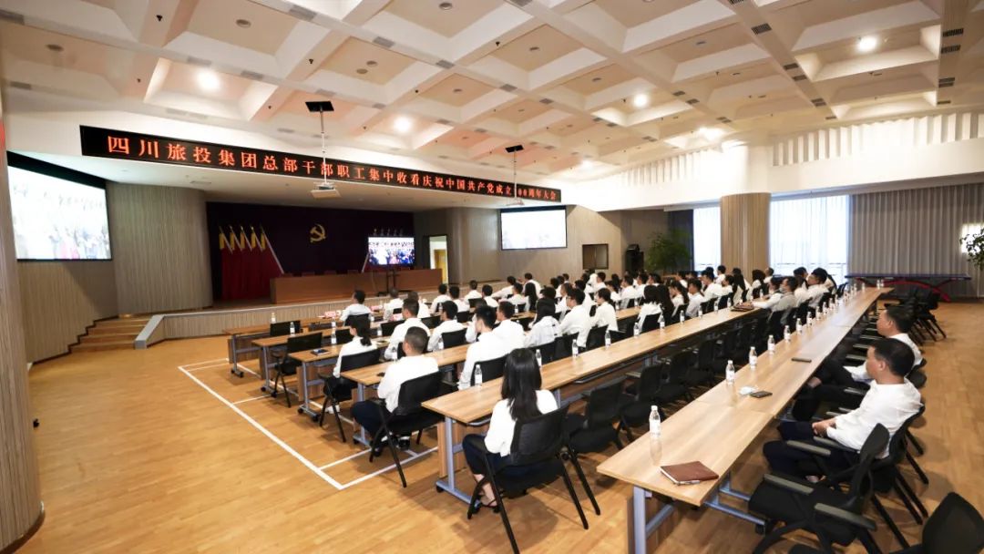 һؼ | 88858ccȫ嵳Աɲְտףй100ʢ