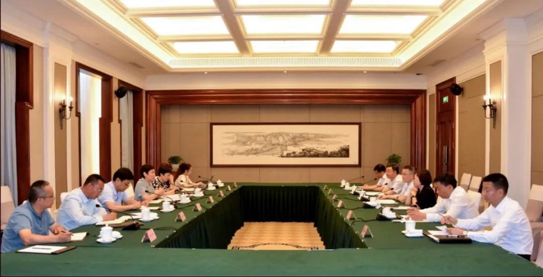 c6a472ea-8d15-42d4-9e9a-4ec4925071ca