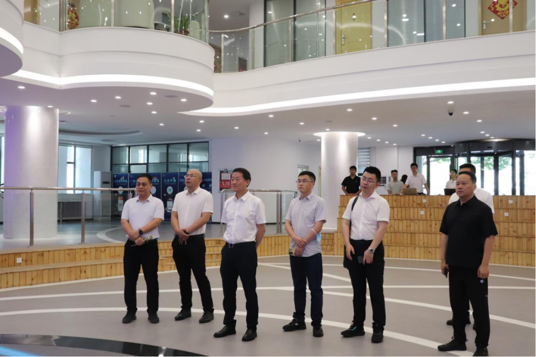 e1fe67dc-a692-4bd3-a92a-0fce5958420c