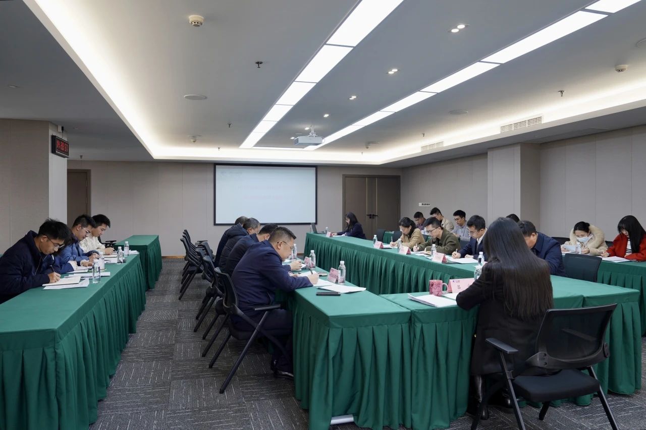 e8e73679-8ae1-40d5-a1da-fcadd1fb4ea4