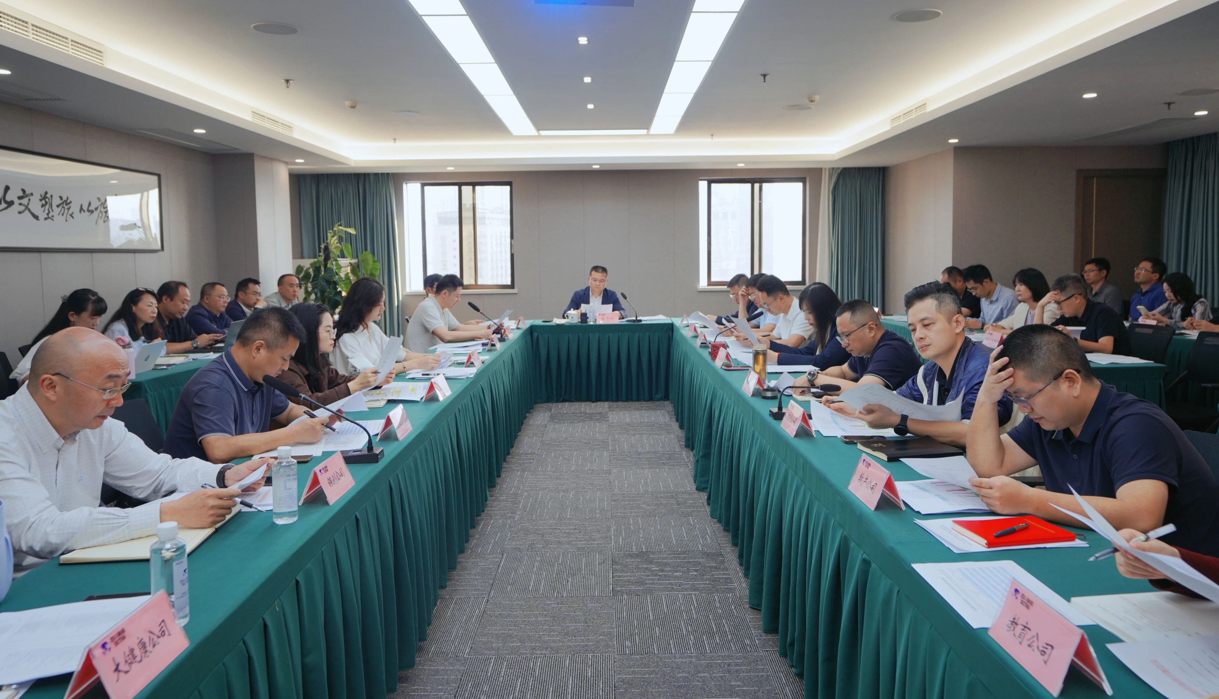 e788414a-05af-4b03-bfbb-cddb56c6d859